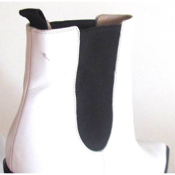 Designer Gianvito Rossi Western Chelsea White Leather Pointed Toe Boots 7.5 M - Picture 14 of 16